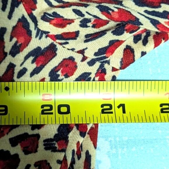 NWOT Pendleton Woman's Long Sleeve Cowl Neck Lightweight Shirt - Picture 13 of 13